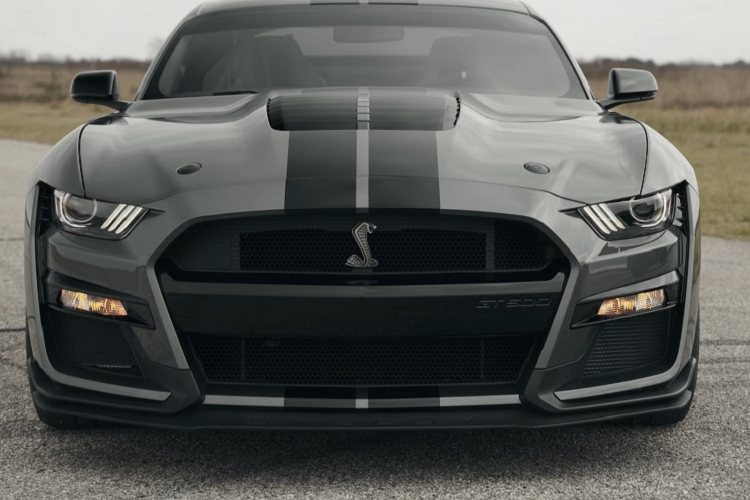 Bản độ Ford Mustang Shelby GT500 này sẽ chỉ được Hennessey sản xuất với số lượng giới hạn, do đó mỗi chủ sở hữu tương lai sẽ nhận được một giấy chứng nhận cùng tấm thẻ có đánh số thứ tự của chiếc xe.