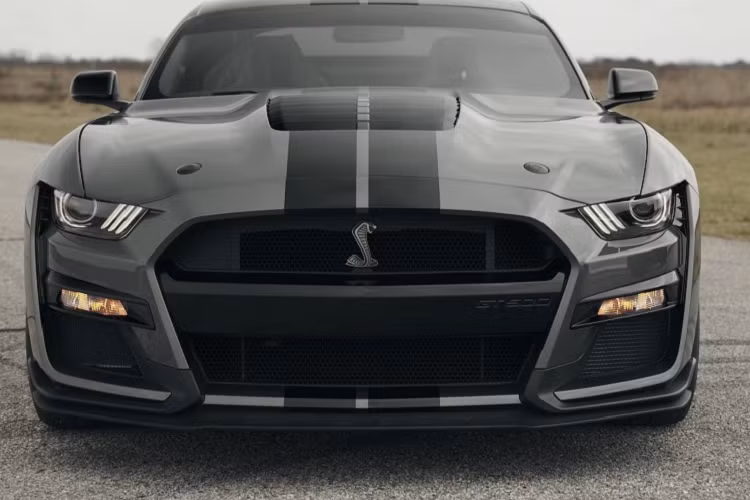 Bản độ Ford Mustang Shelby GT500 này sẽ chỉ được Hennessey sản xuất với số lượng giới hạn, do đó mỗi chủ sở hữu tương lai sẽ nhận được một giấy chứng nhận cùng tấm thẻ có đánh số thứ tự của chiếc xe.