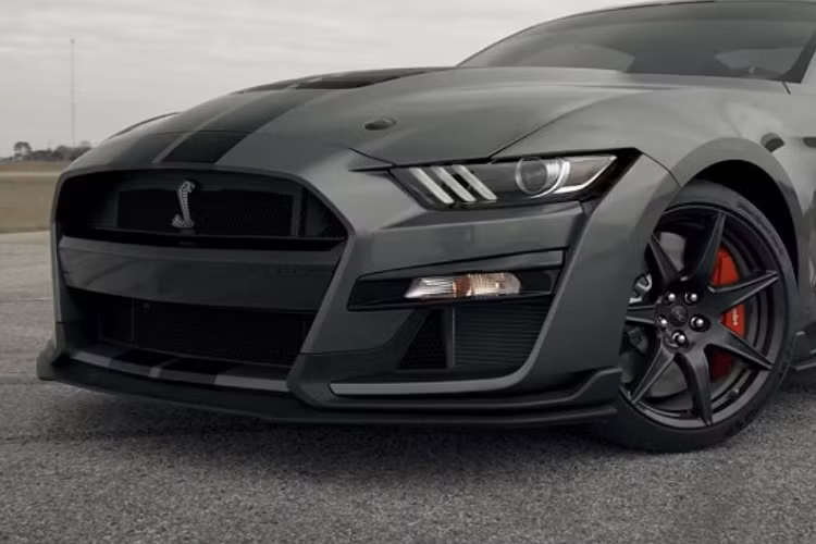 Do đó, hãng độ sẽ sớm đưa bản độ Mustang Shelby GT500 này trải qua một số quy trình kiểm tra nghiêm ngặt hơn để đảm bảo độ an toàn tuyệt đối khi đến tay khách hàng.