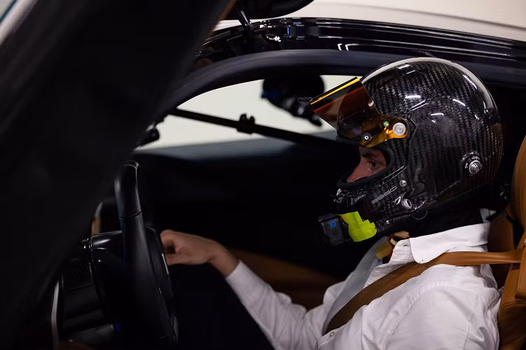 Pininfarina Battista là sản phẩm đầu tay của hãng Automobili Pininfarina GmbH, nhà sản xuất hiện đang đặt trụ sở hoạt động tại Munich (Đức) sau khi tách ra từ studio thiết kế Pininfarina SpA (Italia) vào năm 2015. Hiện cả Automobili Pininfarina GmbH và Pininfarina SpA đều đang thuộc quyền sở hữu của tập đoàn Mahindra &amp; Mahindra (Ấn Độ).