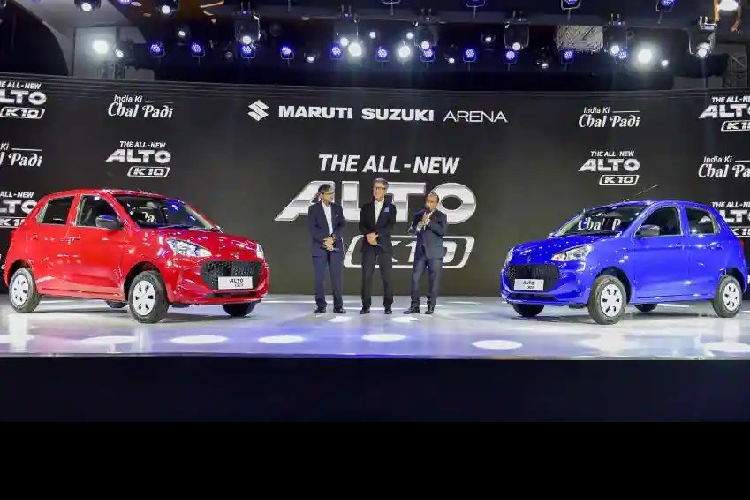 Ngày 18/8/2022 vừa qua, liên doanh Maruti Suzuki đã chính thức tung ra thế hệ mới của dòng xe đô thị giá rẻ Alto K10 ở thị trường Ấn Độ. Tuy có cùng tên gọi nhưng Suzuki Alto K10 2022 mới ở Ấn Độ trên thực tế lại hoàn toàn khác so với xe đang bán ở Nhật Bản. Ngoài ra, tại thị trường Ấn Độ còn có một mẫu xe giá rẻ khác mang tên Suzuki Alto 800.