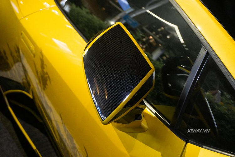 Trước đây, xe được nâng cấp với hệ thống ống xả FI Exhaust (thuộc gói độ Mansory), nhưng sau khi về tay "drifter" hàng đầu Việt Nam thì xe đã chuyển sang dùng ống xả BATEC Exhaust.