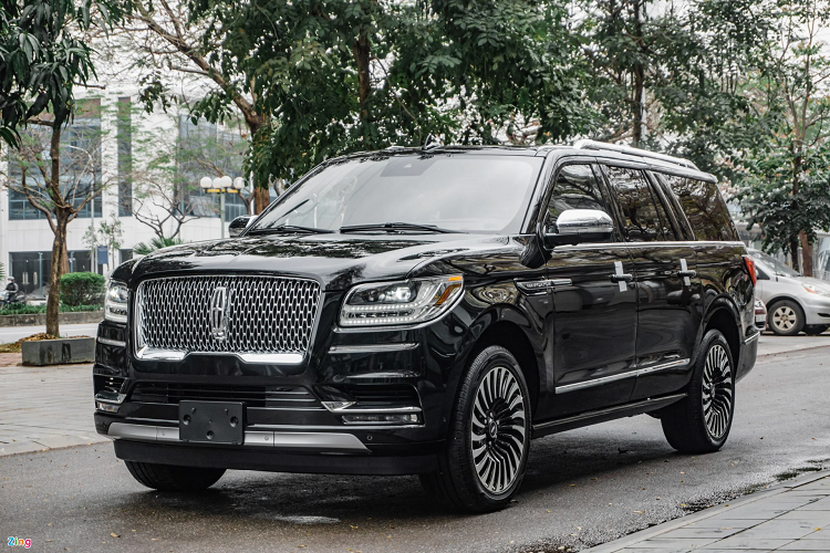 Cách đây một năm, phiên bản L Black Label cao cấp của Lincoln Navigator từng được chào bán ở mức 8 tỷ đồng, con số tương đương Lexus LX 570 hay BMW X7.