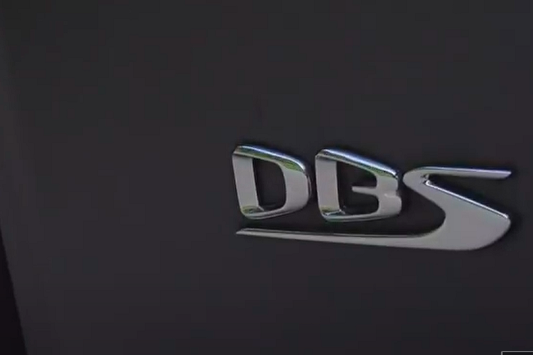 Hiện vẫn chưa có một chiếc xe Aston Martin DBS Superleggera 2022 nào về nước trong khi đó, trên thế giới, hãng xe Anh quốc đã cho ra mắt nhiều biến thể của dòng xe này từ tiêu chuẩn, DBS Superleggera Concorde Edition chỉ có 10 chiếc trên thế giới, Aston Martin DBS GT Zagato và DB4 GT Zagato sẽ được bán theo cặp với giá tương đương 179 tỷ đồng, có số lượng giới hạn là 19 cặp trên toàn thế giới, chỉ có đúng 50 chiếc Aston Martin DBS Superleggera TAG Heuer Edition được xuất xưởng.