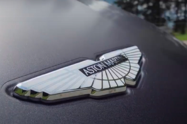 Aston Martin DBS 59, phiên bản siêu đặc biệt nhằm vinh danh chiếc xe đua huyền thoại DBR1 vô địch giải đua 24 Hours of Le Mans 1959 đã chính thức lên dây chuyền lắp ráp với chỉ 24 chiếc được sản xuất trên thế giới hay Aston Martin DBS Superleggera 007 Edition chỉ có 100 xe trên toàn thế giới