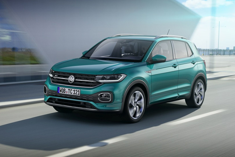 Thông tin chi tiết hơn về trang bị và danh sách công nghệ an toàn và giá xe Volkswagen T-Cross 2022 sẽ được công bố vào ngày ra mắt trong tháng 4/2022. Tại Việt Nam, Volkswagen T-Cross sẽ cạnh tranh với các đối thủ trong nhóm SUV hạng B như Kia Seltos, Peugeot 2008, Toyota Corolla Cross, Hyundai Creta, BMW X1 và Audi Q2.