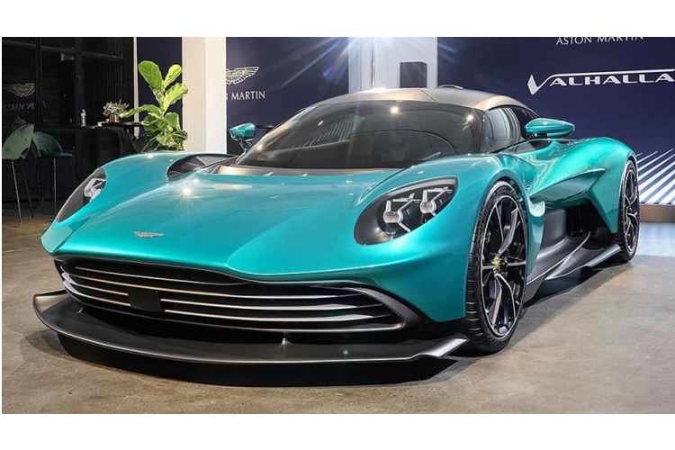 Sẽ chỉ có 999 xe Aston Martin Valhalla 2022 ra đời trên toàn thế giới và ít nhất 1 chiếc được tiết lộ sớm về Việt Nam theo đơn đặt hàng của ông Đặng Lê Nguyên Vũ.
