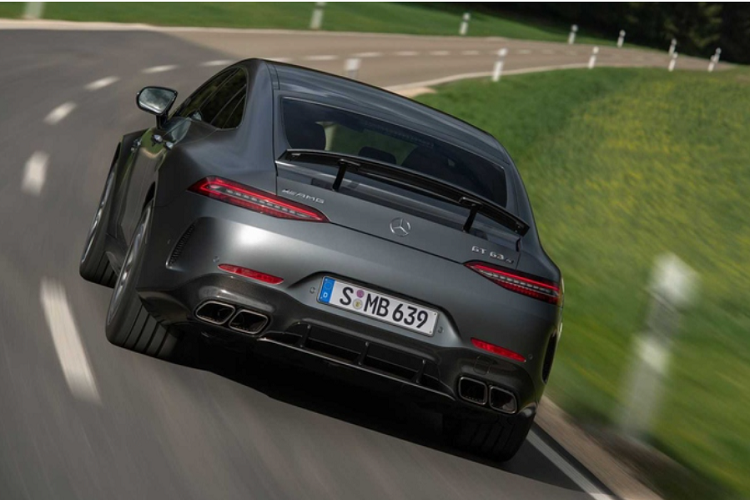 Mức giá xe Mercedes-AMG GT 63 và GT 63 S 2023 tại thị trường châu Âu khởi điểm từ 158.162 Euro (tương đương khoảng 3,96 tỷ đồng).