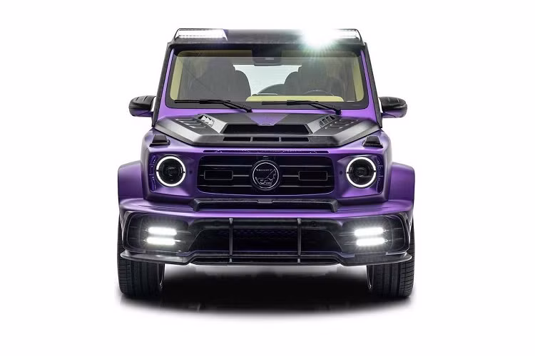 Mansory không đề cập đến giá xe Mercedes-AMG G63 P900 Limited Edition 50th UAE này, nhưng nó chắc chắn sẽ không hề rẻ, nhất là khi đây là phiên bản giới hạn dành riêng cho thị trường UAE - một quốc gia nổi tiếng với những công dân giàu có yêu thích sự xa hoa.