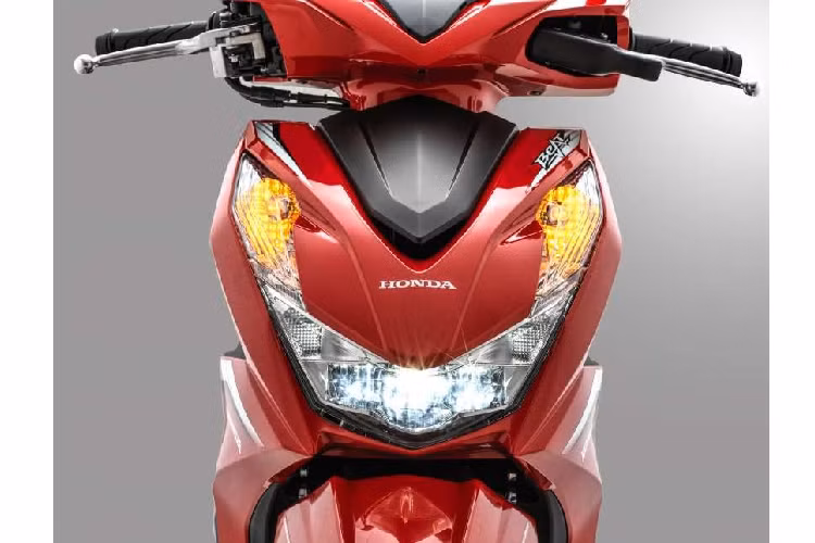 Cung cấp sức mạnh cho xe là động cơ xylanh đơn, dung tích 108,2cc làm mát bằng gió, mang đến công suất 8,67 mã lực tại tua máy 7.500 vòng/phút và mômen xoắn cực đại 9,53 Nm tại tua máy 5.500 vòng/phút. Đi kèm với động cơ là hộp số CVT và hệ thống phun xăng điện tử giúp tiết kiệm nhiên liệu.