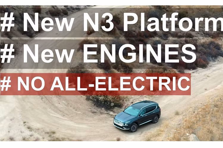 Mặc dù được nguỵ trang khá cẩn thận nhưng không khó để chúng ta nhận ra Hyundai SantaFe 2024 mới đã có sự thay đổi lớn về kiểu dáng.