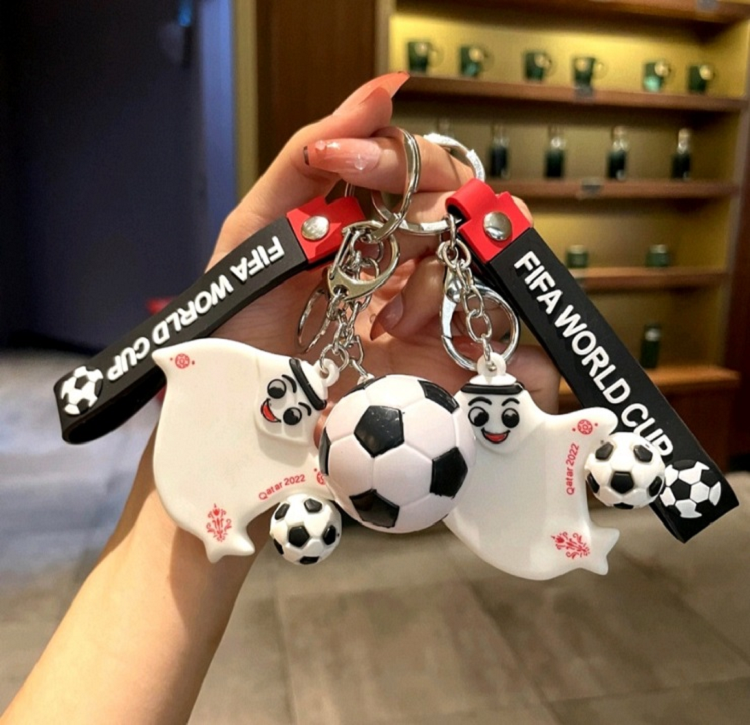 Hang loat san pham hinh linh vat World Cup 2022, chi tu 20 nghin dong-Hinh-3