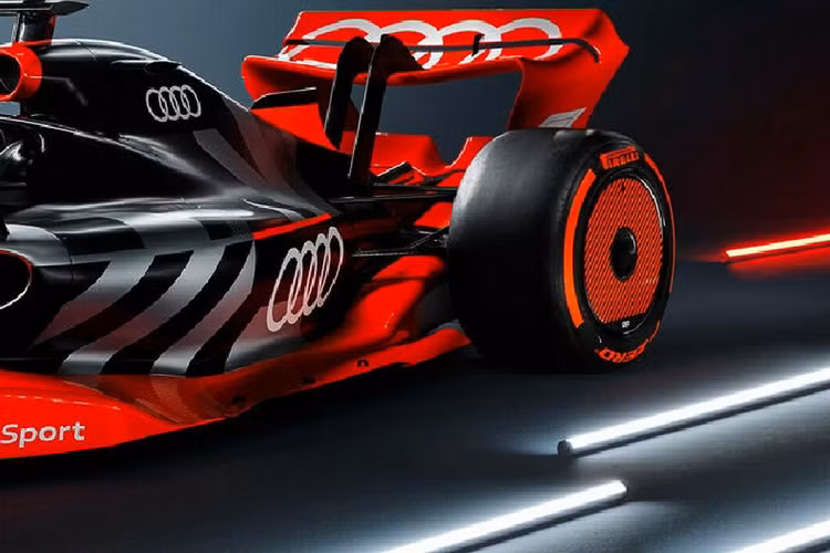 Audi đã công bố tái cấu trúc bộ phận đua xe của mình với việc Rolf Michl thay thế Julius Seebach làm Giám đốc điều hành của Audi Sport bắt đầu từ ngày 1 tháng 9. Michl đang được thăng chức từ vai trò cũ là Giám đốc điều hành, trong khi Seebach, người giữ vị trí này từ năm 2020, sẽ chuyển sang một “lĩnh vực kinh doanh chiến lược mới trong hạng mục Phát triển Kỹ thuật”.