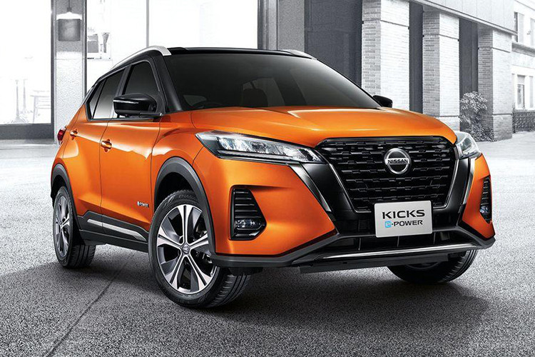 Mới đây, các đại lý đã đồng loạt chào khách đặt cọc Nissan Kicks 2022 mới tại Việt Nam. Đây là mẫu xe Nissan hoàn toàn mới, lần đầu xuất hiện tại Việt Nam và dự định sẽ được ra mắt vào tháng 5 tới đây.
