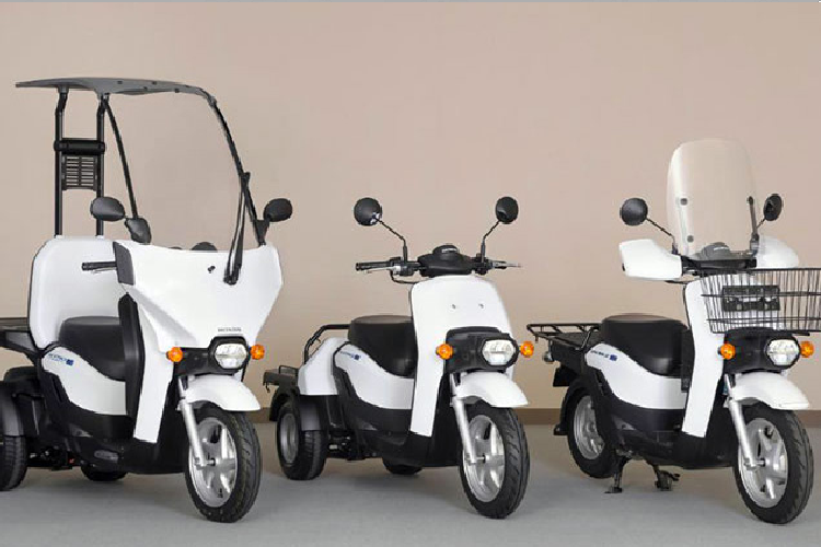 Hiện tại, giá xe Honda Gyro Canopy: e bán ra tại Nhật Bản là 715.000 yên, tương đương khoảng hơn 130 triệu đồng