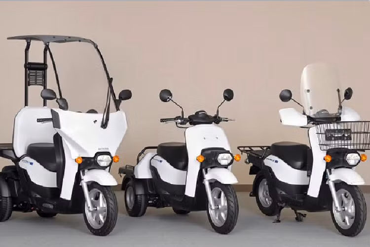 Hiện tại, giá xe Honda Gyro Canopy: e bán ra tại Nhật Bản là 715.000 yên, tương đương khoảng hơn 130 triệu đồng