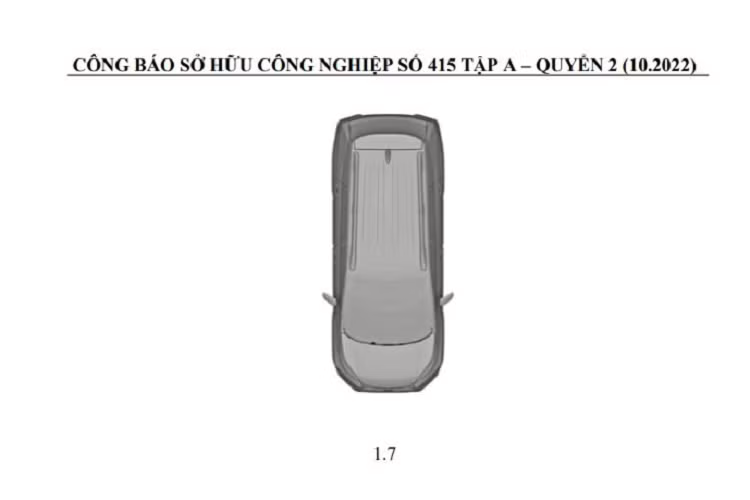 Trái với đầu xe, thiết kế bên sườn của Mitsubishi Xpander Cross 2023 không thay đổi nhiều, trừ bộ vành la-zăng hợp kim 17 inch mới với thiết kế 5 chấu kép hình chữ "Y" mới. Trong khi đó, khu vực phía sau xe được bổ sung cụm đèn hậu LED với tạo hình "búa Thor" mới thay vì chữ "L" như trước.