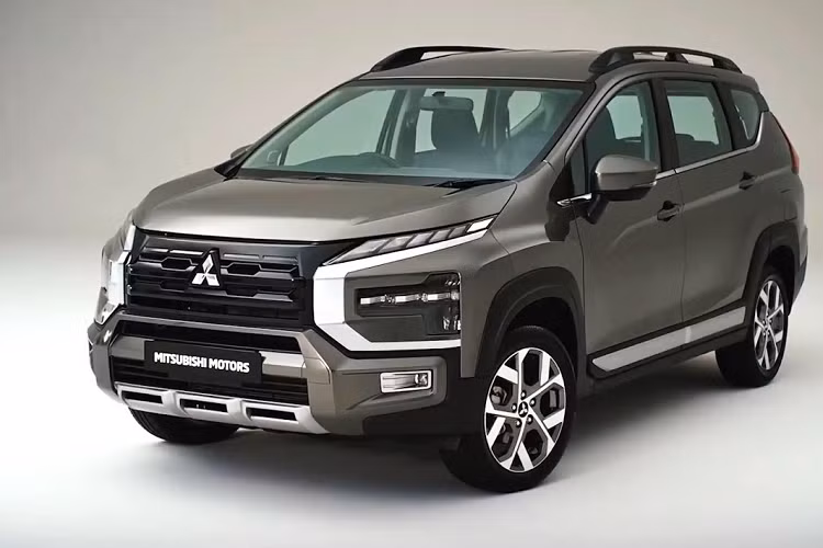 Đặc biệt, Mitsubishi Xpander Cross 2023 còn được bổ sung camera 360 độ, hệ thống kiểm soát hướng chủ động Active Yaw Control (AYC) mới và hệ thống treo sau có kích thước lớn hơn, tương tự loại dùng cho Pajero Sport.