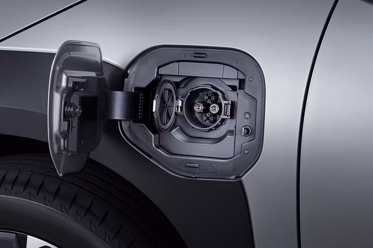 Toyota bZ4X chay dien se xuat hien tai trien lam VMS 2022?-Hinh-13