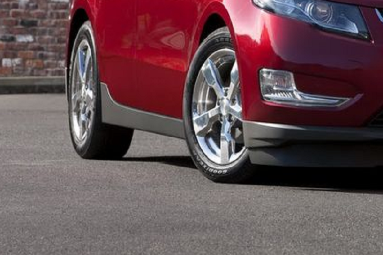 Và nếu chủ phương tiện chỉ đơn giản là muốn mua một bộ pin còn dùng được thì có thể tham khảo trên eBay, như bộ tháo từ một chiếc Volt 2012 có giá 3.599 USD (khoảng 84 triệu đồng).