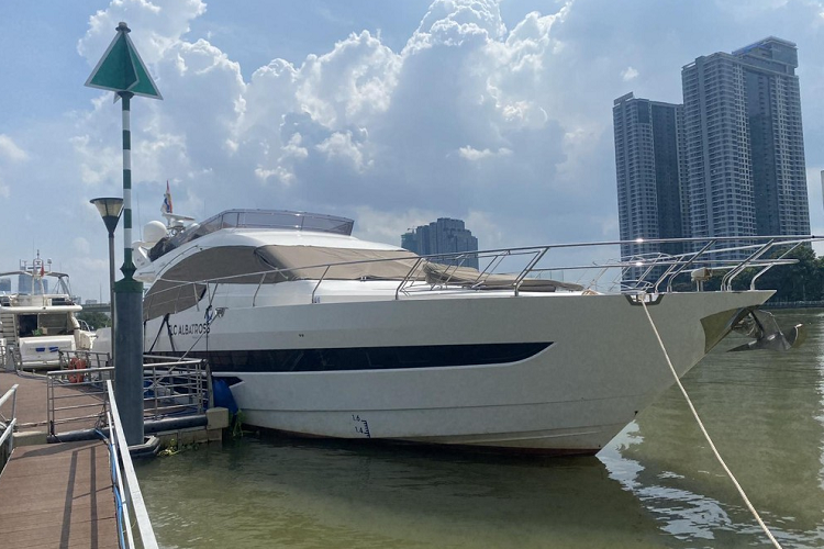 Noi got Rolls-Royce Ghost, du thuyen FLC Albatross ha gia gan 1 ty dong