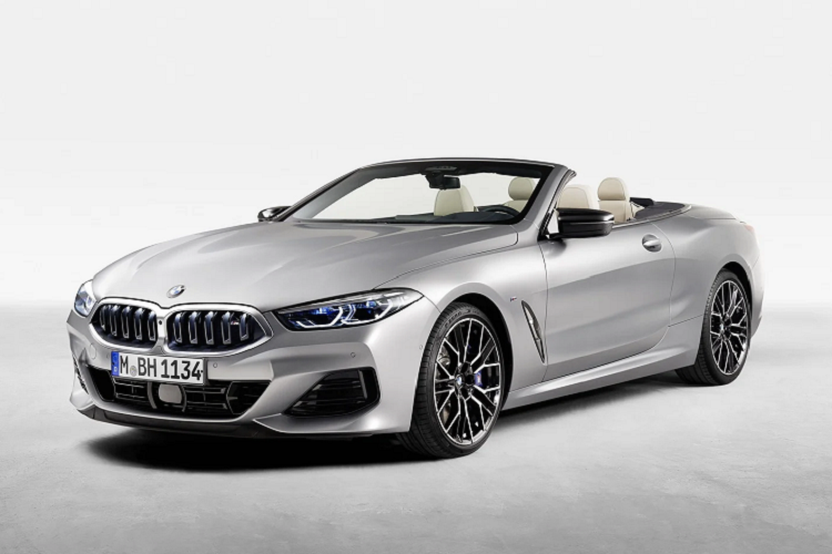 BMW ra mat 8-Series 2023 dac biet voi luoi tan nhiet phat sang