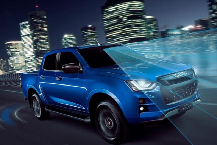 Vào hồi tháng 6 năm nay, hãng Isuzu đã chính thức giới thiệu phiên bản nâng cấp của dòng xe bán tải D-Max ế nhất Việt Nam. Trong khi đó, tại thị trường Thái Lan, Isuzu D-Max 2023 mới đã được nâng cấp.