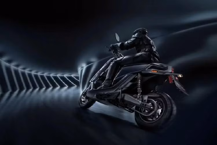 Nếu được bán ra tại Việt Nam, mức giá của Yamaha EMF sẽ đưa mẫu xe này trở thành đối thủ với xe máy điện VinFast Theon do Việt Nam sản xuất.