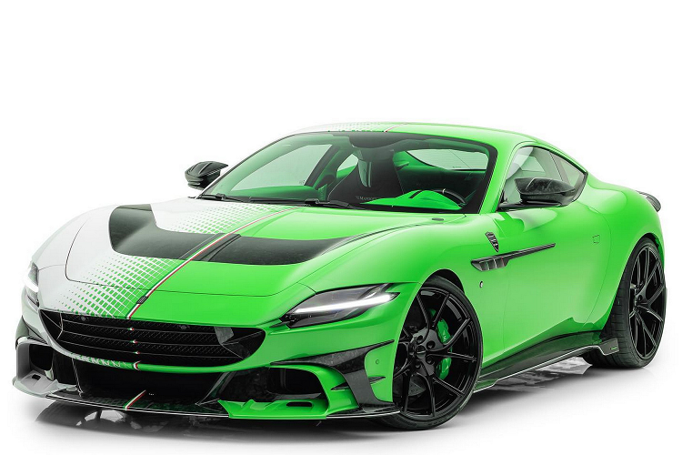 Ở phần cản trước, xe đã được bổ sung thêm các tấm ốp thay thế cho phần líp trước. Tấm lưới tản nhiệt trước của xe đã được loại bỏ, thay thế bằng bộ chia mới đem tới phần cản được chia thành ba hốc gió riêng biệt. Với những chi tiết này, cản trước của xe đã trở nên dữ dằn hơn cùng nhiều chi tiết cầu kỳ so với nguyên bản.