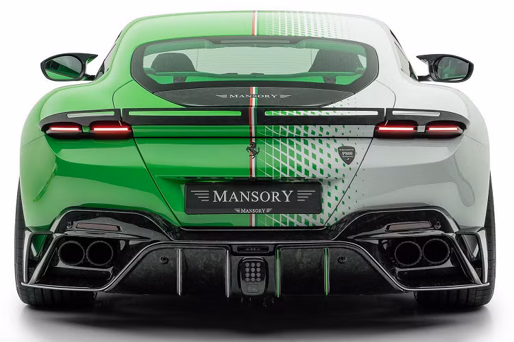 Với trang bị động cơ này, chiếc xe có thể tạo ra công suất 612 mã lực và mô-men xoắn lên tới 760 Nm. Tuy nhiên sau khi qua tay Mansory, chiếc siêu xe Ý có sức mạnh lên tới 710 mã lực, mô-men xoắn 865 Nm và xe có khả năng đạt tốc độ tối đa lên tới 332 km/h và có thể tăng tốc từ 0 - 100 km/h chỉ trong vòng 3,1 giây.
