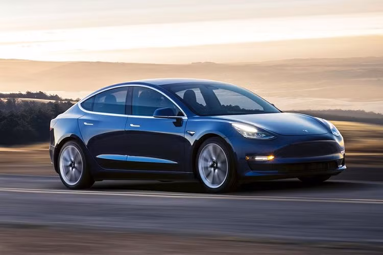 Tesla se canh tranh voi loat oto dien gia re Trung Quoc o Thai Lan