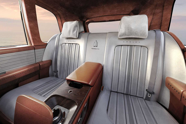 Thương hiệu không can thiệp nâng cấp khối động cơ xe, thay vào đó chỉ tập trung sửa đổi về diện mạo tổng thể. Chính vì thế mà xe vẫn được trang bị khối động cơ V12 tăng áp kép, dung tích 6.75 lít có khả năng sản sinh công suất 563 mã lực và mô-men xoắn 850 Nm.