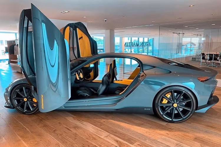 Siêu xe triệu đô Koenigsegg Gemera sẽ có phạm vi hoạt động tổng cộng khi được đổ đầy xăng và sạc đầy pin là 1.000 km.