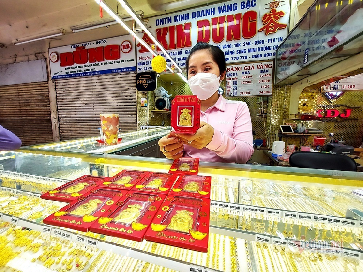 Don via Than Tai, suot 10 nam day som di 50 km mua vang cau may-Hinh-2