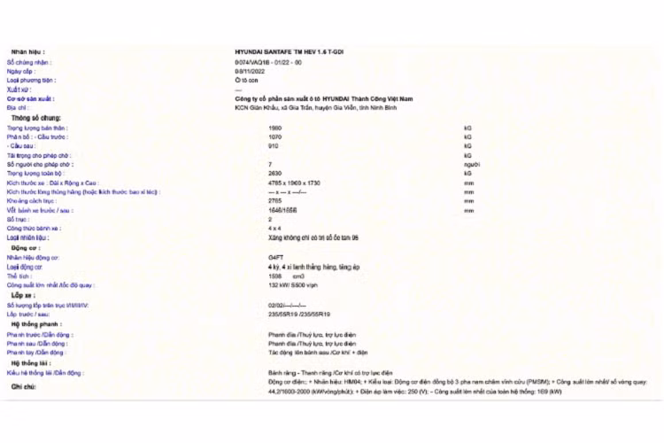 Hyundai SantaFe Hybrid tại Việt Nam sở hữu số đo 3 vòng D x R x C lần lượt là 4.785 x 1.900 x 1.730 (mm), trục cơ sở đạt 2.765 mm. Xe được trang bị bộ mâm kích thước 17 - 19 inch. Thông tin chính thức về nội thất vẫn chưa được công bố, nhưng nhiều khả năng xe sẽ được trang bị màn hình thông tin - giải trí 10,25 inch, có tùy chọn kính lái HUD.