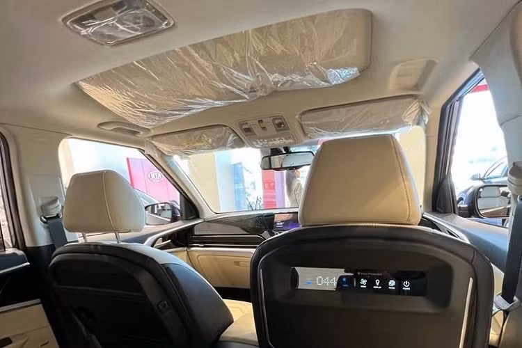 Cuối cùng là động cơ xăng 4 xi-lanh, tăng áp, dung tích 1.4L, sản sinh công suất tối đa 140 mã lực và mô-men xoắn cực đại 242 Nm. Hai động cơ 1.5L sẽ kết hợp với hộp số sàn 6 cấp tiêu chuẩn hoặc hộp số tự động 6 cấp tùy chọn. Trong khi đó, động cơ xăng 1.4L đi với hộp số sàn không chân côn iMT hoặc hộp số tự động ly hợp kép 7 cấp. Xe có 3 chế độ lái là Sport, Eco và Normal. 