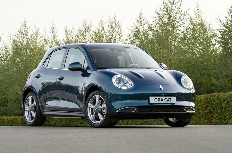 Doanh so xe dien tai Trung Quoc lap ky luc trong nam 2021