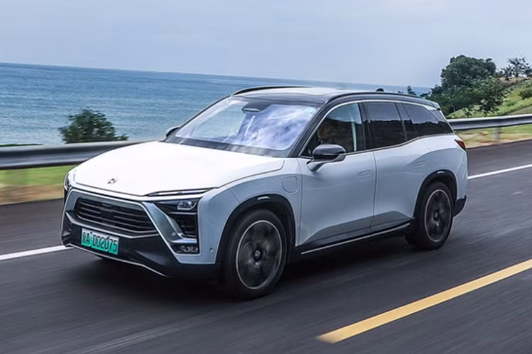 Cac hang xe Chau Au mong muon EU danh thue cao oto Trung Quoc