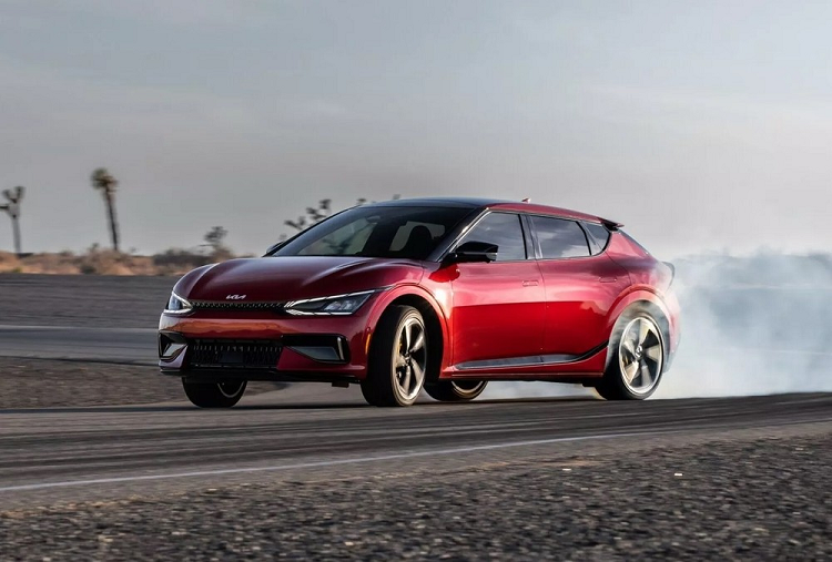 Top 7 nhuoc diem cua oto dien so voi xe xang, dau truyen thong-Hinh-4