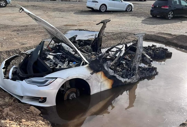 Top 7 nhuoc diem cua oto dien so voi xe xang, dau truyen thong-Hinh-6