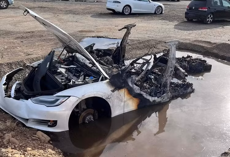 Top 7 nhuoc diem cua oto dien so voi xe xang, dau truyen thong-Hinh-6