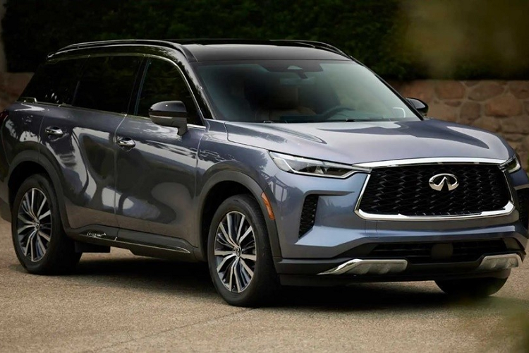  Inifiniti QX60: 9,0/10 Inifiniti QX60 gần như đạt được top đầu trong phân khúc của mình. Cabin được cải thiện đáng kể, hệ thống truyền động mạch lạc hơn và có cảm giác mạnh mẽ hơn, thêm vào đó là những công nghệ tiên tiến được trang bị.