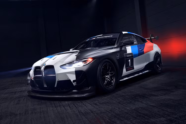 Can canh BMW M4 GT4 the he moi co gia hon 4,6 ty dong