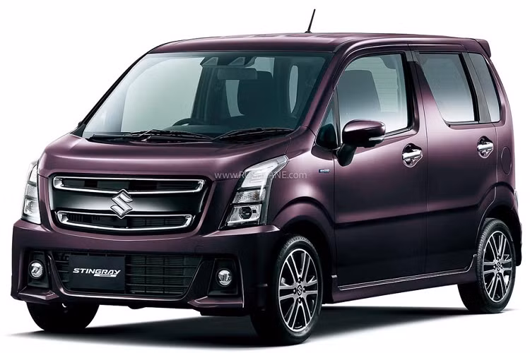 Chưa hết, Suzuki Wagon R Stingray 2023 còn có thêm hốc gió trung tâm cũng được thiết kế hình thang ngược như lưới tản nhiệt. Hốc gió trung tâm nằm giữa 2 đèn sương mù trước. Điểm nhấn còn lại của Suzuki Wagon R Stingray 2023 là bộ vành hợp kim với thiết kế 6 chấu kép. Trong khi đó, những chi tiết còn lại của xe không khác gì phiên bản Custom Z.
