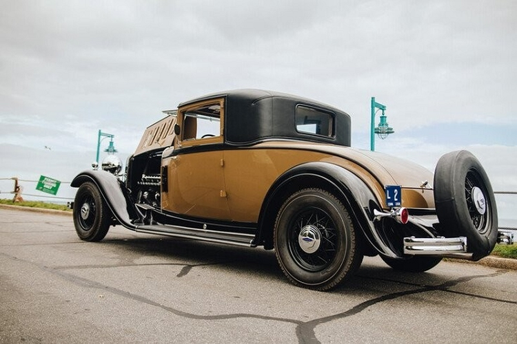 Giá xe có Lincoln KB 1932 trong bài viết này đang được chào bán khoảng 160.000 USD (tương đương 3,64 tỷ đồng) (trước thuế, phí).