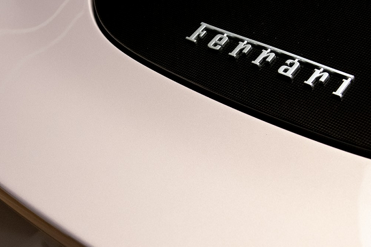 Phát ngôn này đã ngay lập tức nhận được sự phản ứng mạnh mẽ của các tín đồ Ferrari. Dù vậy, trên đường phố ở Trung Quốc, Mỹ hay nhiều nước châu Âu vẫn có bóng dáng của các siêu xe Ferrari có màu sơn hồng nhưng không rõ là Ferrari đã phá lệ hay chủ xe nhờ bên thứ 3 đổi màu.