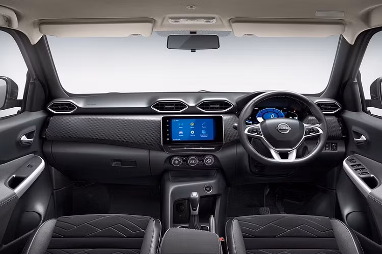 Nhìn chung, Nissan Magnite phiên bản 7 chỗ sẽ không dành cho những người muốn tìm kiếm phương tiện di chuyển rộng rãi. Tuy nhiên, với những ai muốn sở hữu một mẫu SUV giá rẻ với thiết kế thời trang, trang bị tiện nghi ở mức ổn và giá rẻ thì Nissan Magnite vẫn là lựa chọn không thể bỏ qua.