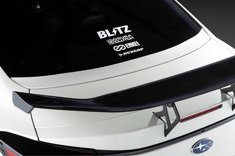 Đối với cánh sau, cả phần thấp và cao đều có giá 1.923 Đô nếu được làm bằng vật liệu FRP hoặc 2.308 Đô nếu được làm bằng vật liệu khi làm từ carbon và đây là chi tiết đắt nhất trong bộ này.