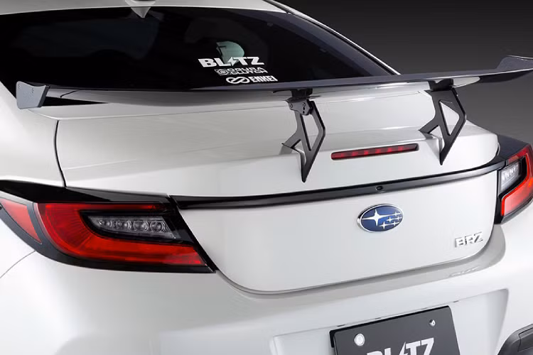 Chi phí này được ước tính cho các chi tiết được làm bằng vật liệu FRP không sơn.