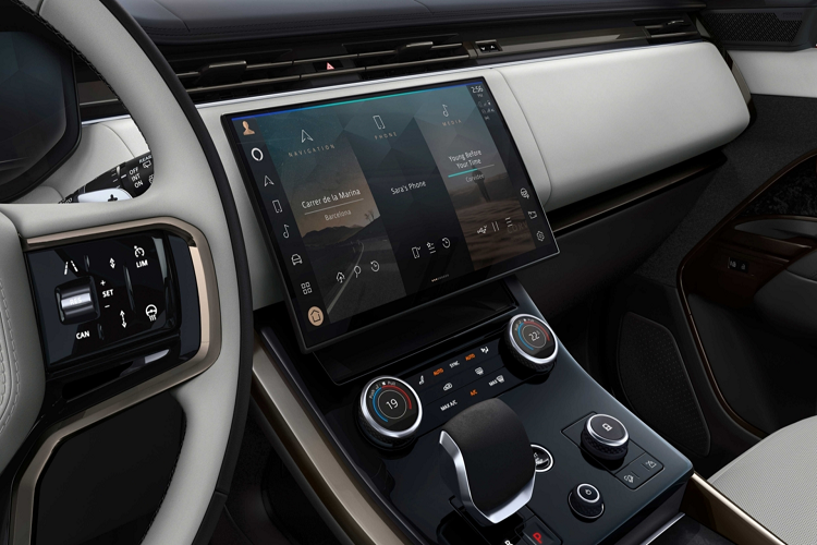 Riêng Hệ Thống Treo Khí Nén Thể Thao (Dynamic Air Suspension) được trang bị buồn khí biến thiên thể tích hoàn toàn mới, có khả năng thay đổi áp suất giữa các buồng khí nhằm đem lại sự thoải mái cao nhất. Ngoài ra, dữ liệu định vị eHorizon sẽ tự động giám sát con đường phía trước và can thiệp nhằm chuẩn bị tốt hơn khi đi vào những khúc cua sắp tới.